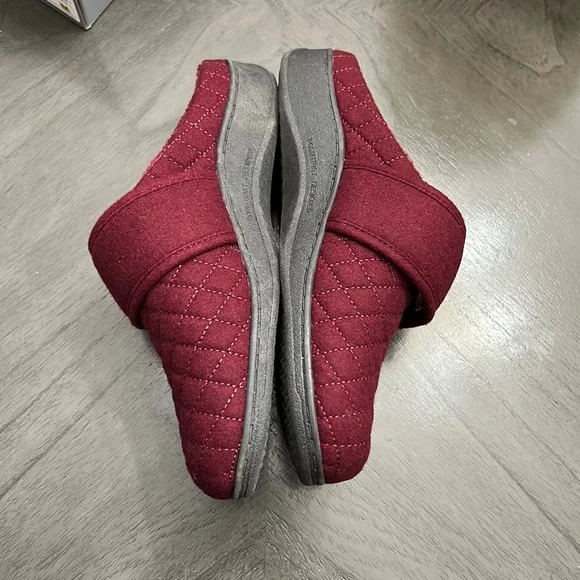 Vionic Carlin Flannel Wine - Picture 8 of 14